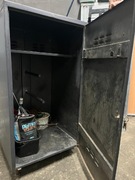 Paka jezdziecka na sprzęt jeździecki.