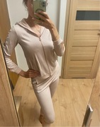 Dres guess 14 różowy bluza spodnie komplet xs