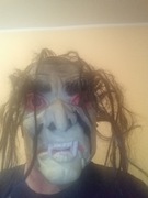straszna maska  na halloween 