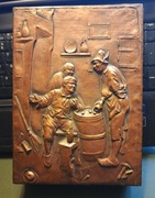 Kasetka drewniana z miedzianym okuciem (lata 70)