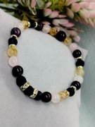 Bransoletka na gumce kamienie 