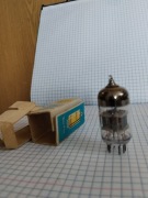 Lampa elektronowa 6N23P(74)geter na drociku(F227)