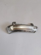 KIERUNKOWSKAZ W LUSTERKU PRAWY VW SKODA