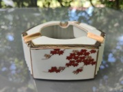 Popielniczka porcelanowa japońska z Kobe