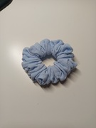 Muślinowa gumka scrunchie błękitna 