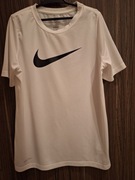 Bluzka T-shirt Nike chłopięca rozm.147-158 cm na 12-13 lat na w-f oddychają