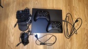 Xbox one x + 2 pady + zestaw gamingowy Cobra