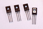 SD340 Tranzystor PNP 80V 1,5A (= BD140) 4szt