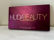 Paletka Huda Beauty