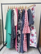 Zestaw pakiet ubrań damskich plus size od 40 do 46 na lato cream 10 sztuk