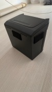 Śmietniczek do Volvo Xc40 automat