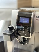 Ekspres do kawy De’Longhi Dinamica ECAM 350.75 – bardzo dobry stan, komplet