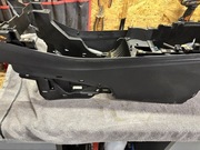 Tunel skorupa konsoli tesla 3