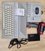 Atari 65XE + magnetofon XC12 + joystick + gry 16in1 zestaw