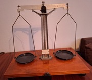 Stara waga jubilerska 