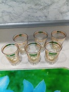Stare szkło -kieliszki