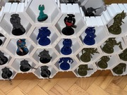 Figurki warhammer 40k + uchwyt ścienny