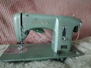 Maszyna do szycia łucznik kl90 z latarka 