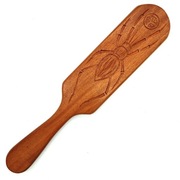 Packa BDSM wykonana z czerwonego mahoniu Motyw pająka