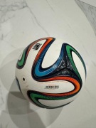 Adidas Brazuca piłka meczowa
