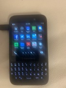 Telefon komórkowy BlackBerry Q5