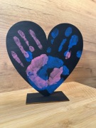 malowanie odcisków dłoni