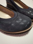 Balerinki na koturnie roz. 36 granat