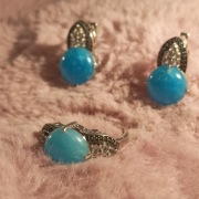 Srebrne kolczyki topaz i niebieskie diamenty