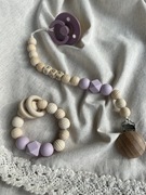 Zestaw Drewniana zawieszka do smoczka + grzchotka