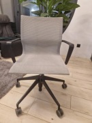 Fotele Vitra w bardzo dobrym stanie - 19 szt.