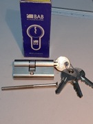 Wkładka patentowa niemiecka BAB 27/32 nikiel-satyna 4 klucze 