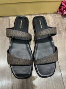 Klapki Michael Kors 41