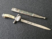 Niemcy, Miniaturowy myśliwski nóż Hirschfänger, Carl Eickhorn.