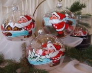 Bombka szklana ręcznie malowana. Kolekcja 2022 r.