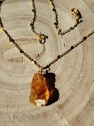 Naszyjnik | Naturalny Bursztyn Bałtycki z Mlecznym Akcentem | 28mm