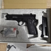 Wiatrówka Pistolet Swiss Arms GSG P92 4,5 mm  CO2 full metal blowback