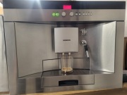 Ekspres do zabudowy Siemens TK68E570