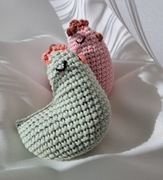 Dwie kurki na szydełku, ozdoba na Wielkanoc, pluszak rękodzieło 