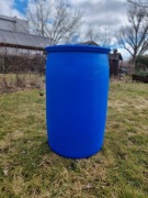 Beczka plastikowa na wodę bądź pomost 200 litrów. Szczelna i czysta