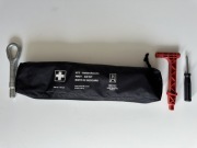 Zestaw pierwszej pomocy apteczka wysprzęglik hak holowniczy bmw F01