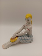 Baranovka Ukrainian USSR Dziewczyna ze słonecznikiem figurka porcelanowa 