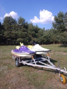 Przyczepka i 2 skutery wodne 