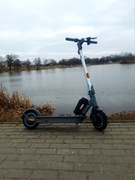 Hulajnoga Motus Scooty 10 2023, 35km/h, jak nowa, uszczelnienie, zestaw