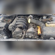 Chrysler 300c 2.7i silnik 