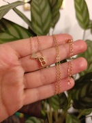 Nowy łancuszek z literką B