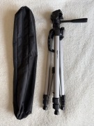 Wysoki statyw fotograficzny Amazon basics 152,4 cm trójnóg