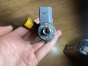 Wtryskiwacz CR 0445110369 03L130277J