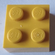Lego 3003 Żółty klocek 2 x 2 4162,6575,4588 2szt