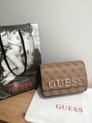 Mała torebka crossbody nerka monogram Guess 