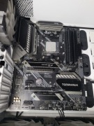 Zestaw Płyta główna MSI Tomahawk + procesor AMD Ryzen 5 + RAM 16GB